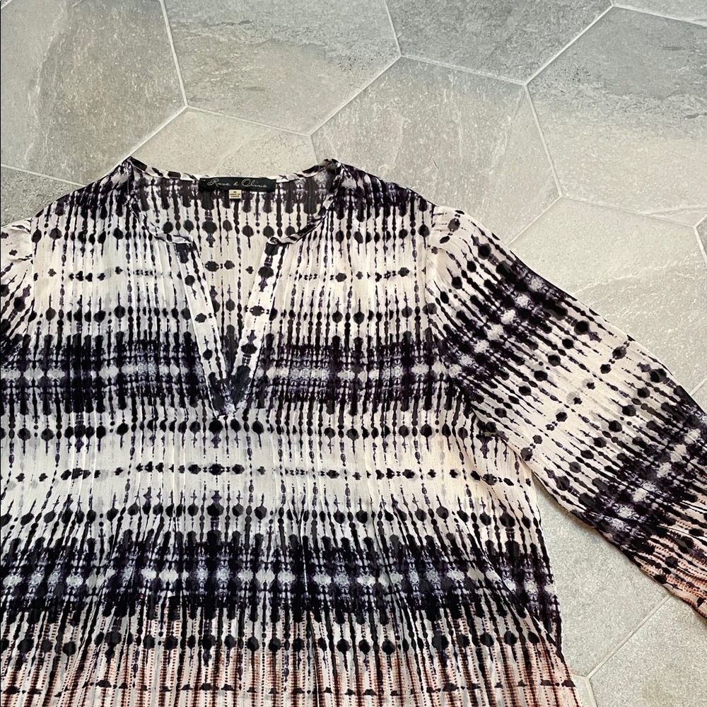 Rose & Olive Tie-Dye Blouse with Tank – Size Large